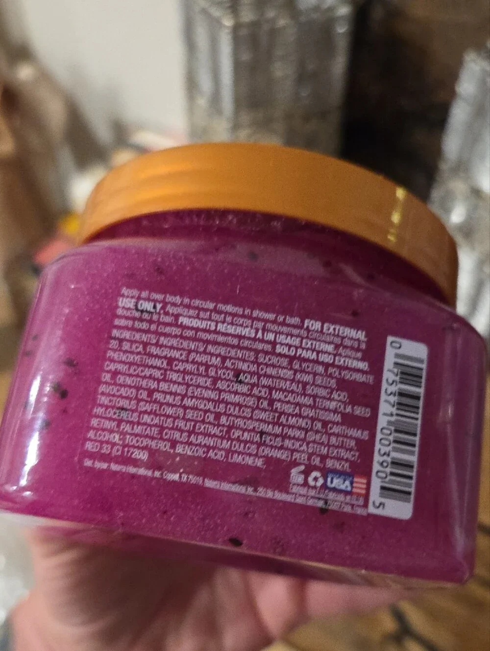 Tree Hut Dragon Fruit Shea Sugar Scrub - Vibrant Pink Exfoliant